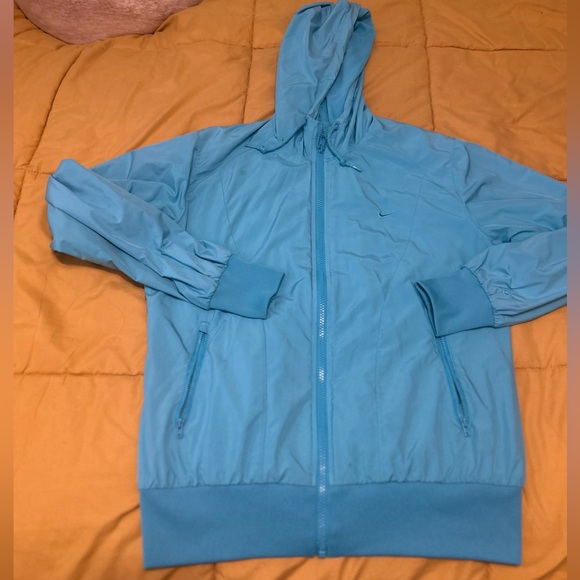 Nike Jackets & Blazers - Nike Essential Bliss Blue Running Jacket